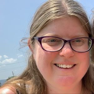 Meet your Posher, Beth